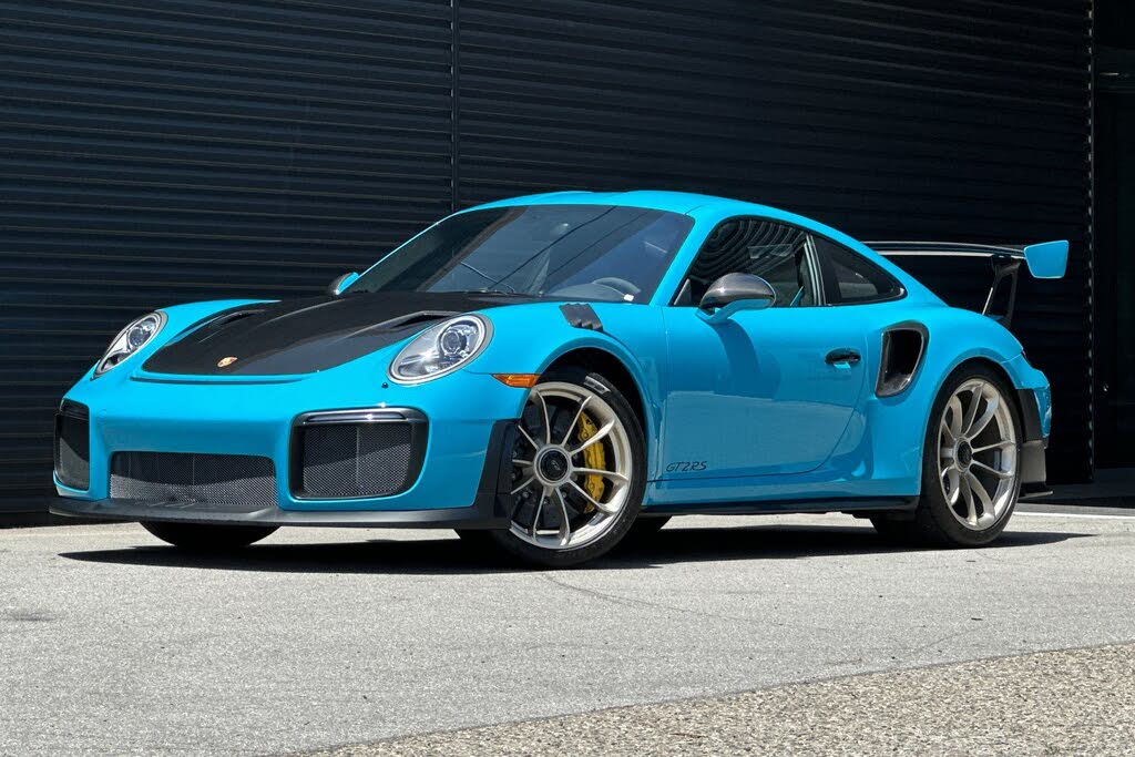 2018 Porsche 911 GT2 RS Coupe RWD