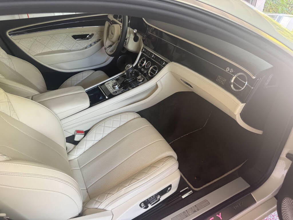 2020 Bentley Continental GT V8 AWD photo 2