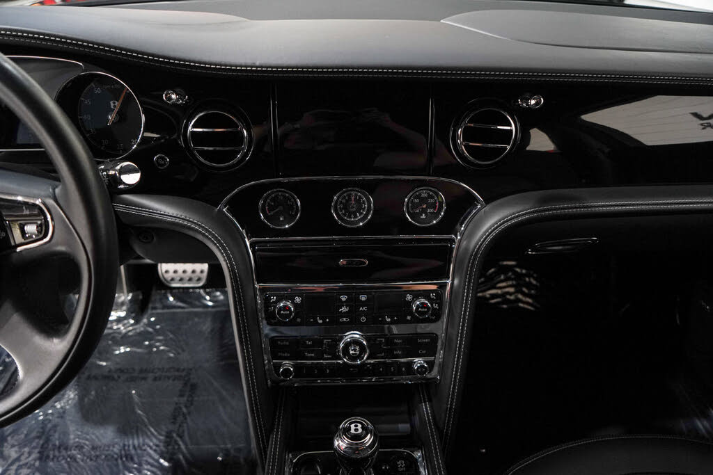 2016 Bentley Mulsanne Speed RWD photo 11