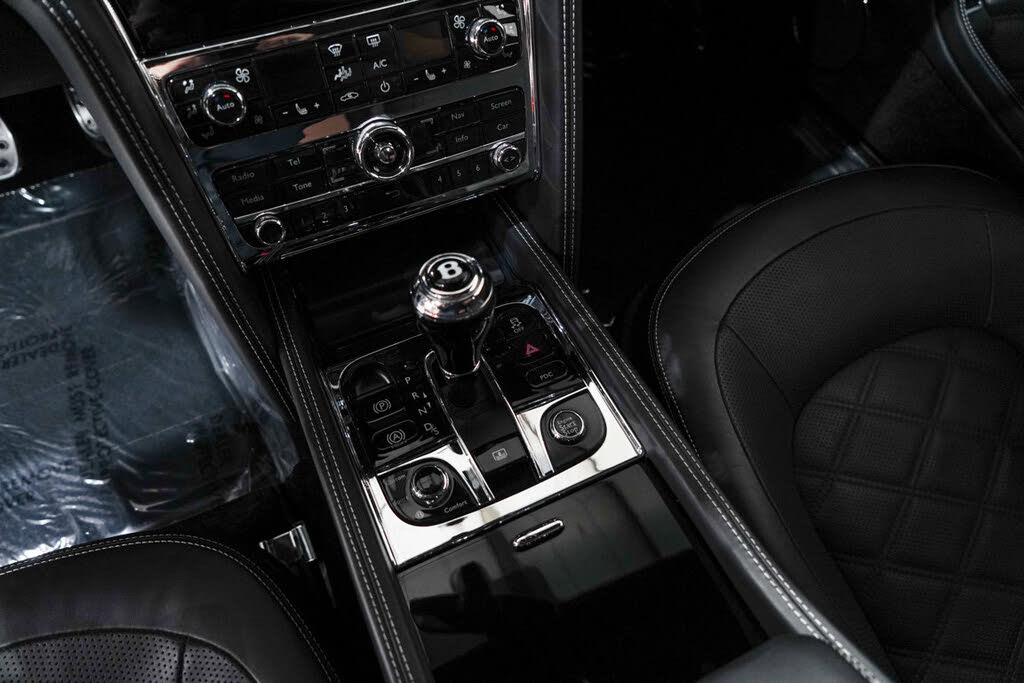 2016 Bentley Mulsanne Speed RWD photo 12