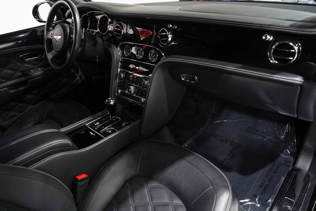 2016 Bentley Mulsanne Speed RWD photo 16