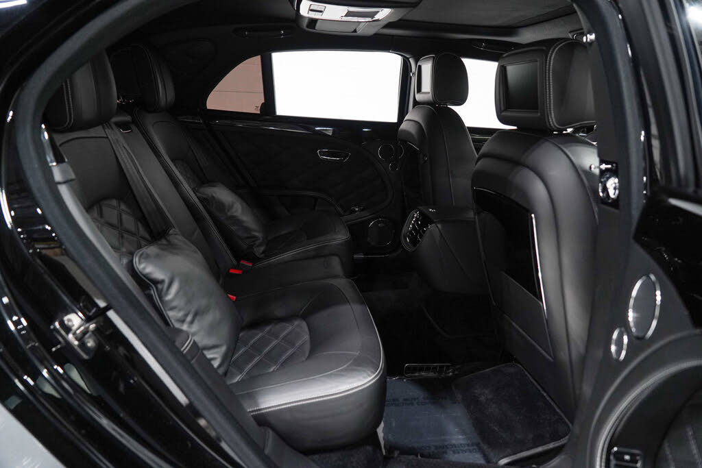 2016 Bentley Mulsanne Speed RWD photo 18