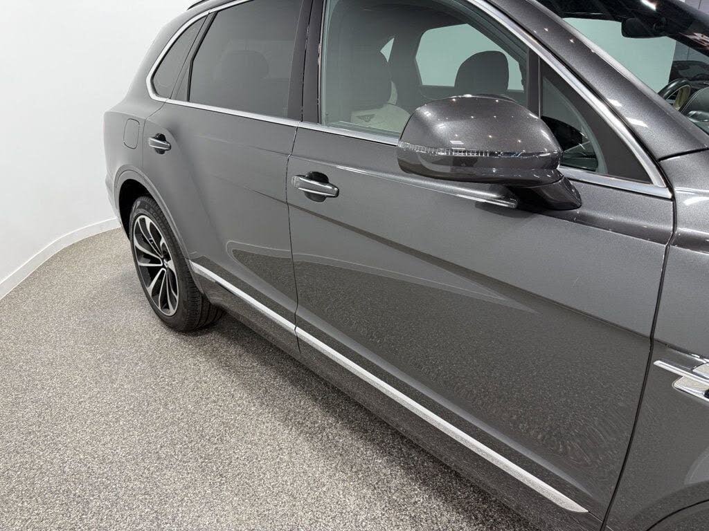 2018 Bentley Bentayga W12 Activity Edition AWD photo 3