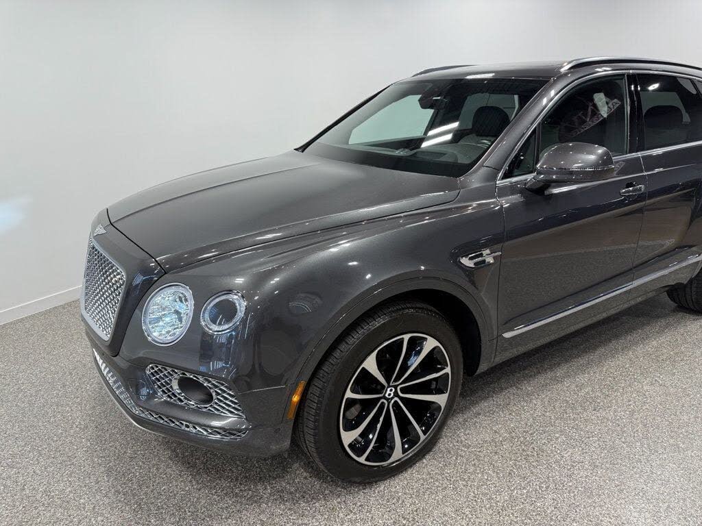 2018 Bentley Bentayga W12 Activity Edition AWD photo 23