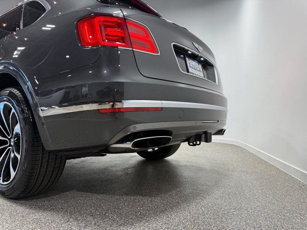 2018 Bentley Bentayga W12 Activity Edition AWD photo 24