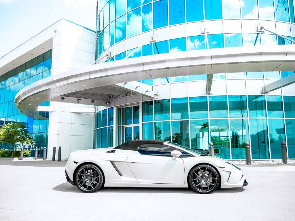 2013 Lamborghini Gallardo LP 560-4 Spyder AWD photo 6