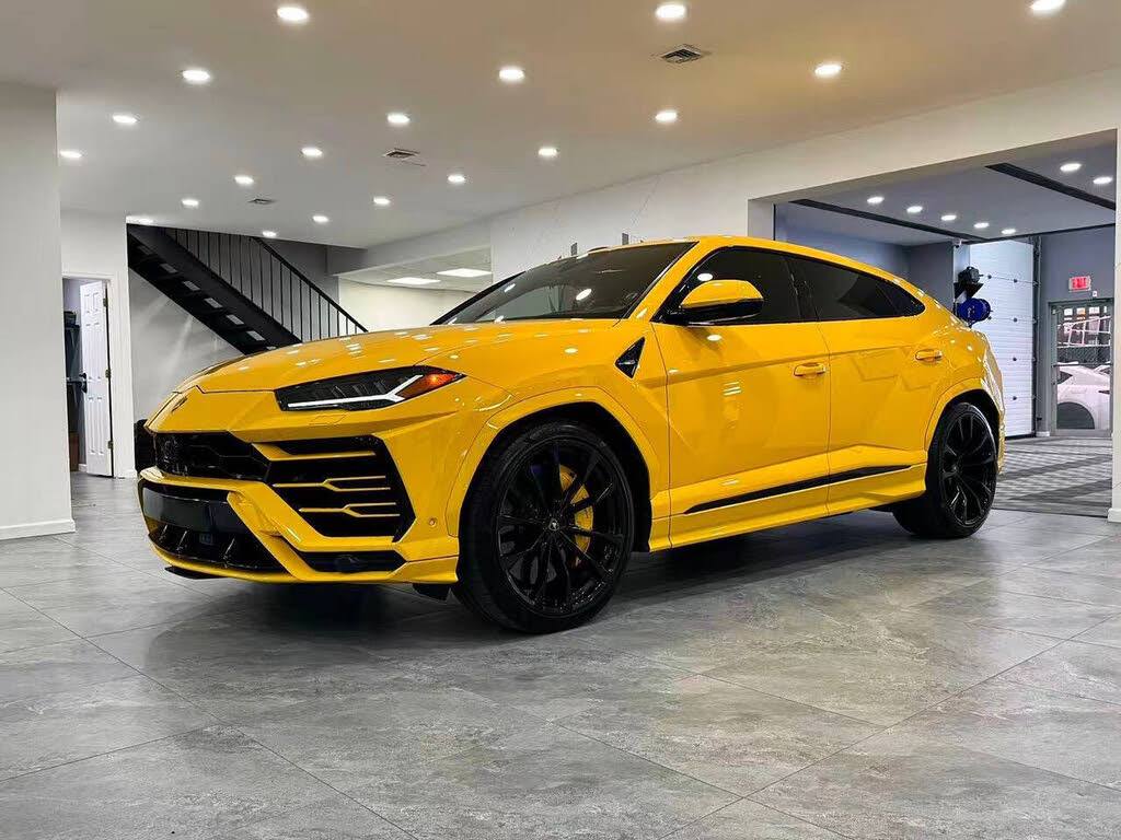 2020 Lamborghini Urus AWD
