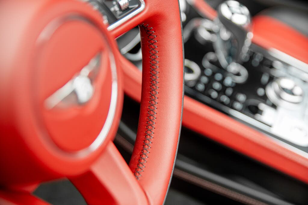 2022 Bentley Continental GTC V8 AWD photo 19