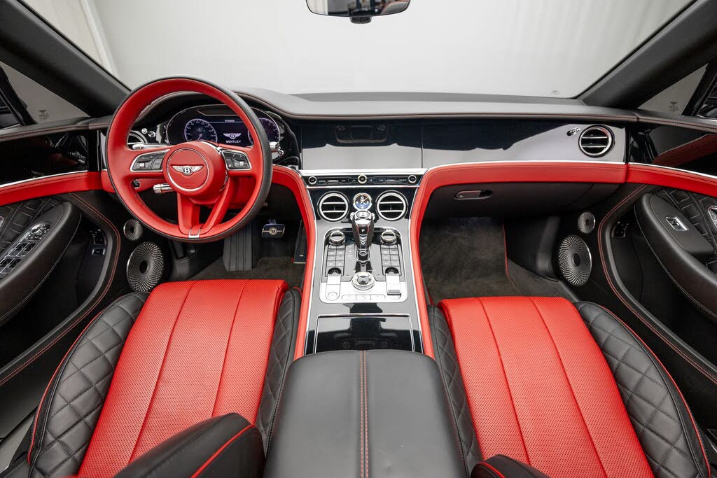 2022 Bentley Continental GTC V8 AWD photo 4