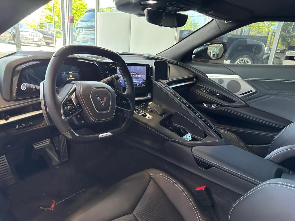2024 Chevrolet Corvette Z06 3LZ Convertible RWD photo 11