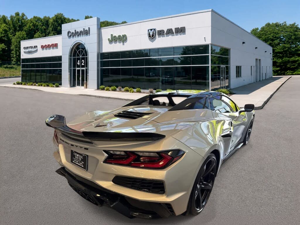 2024 Chevrolet Corvette Z06 3LZ Convertible RWD photo 5