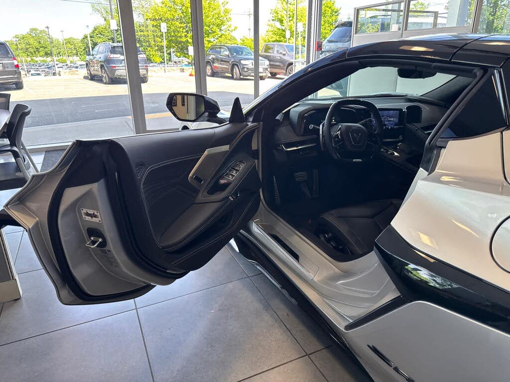 2024 Chevrolet Corvette Z06 3LZ Convertible RWD photo 10