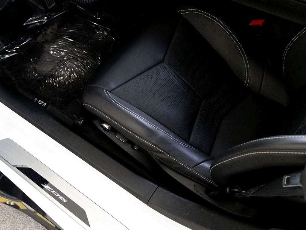 2025 Chevrolet Corvette Z06 3LZ Coupe RWD photo 12