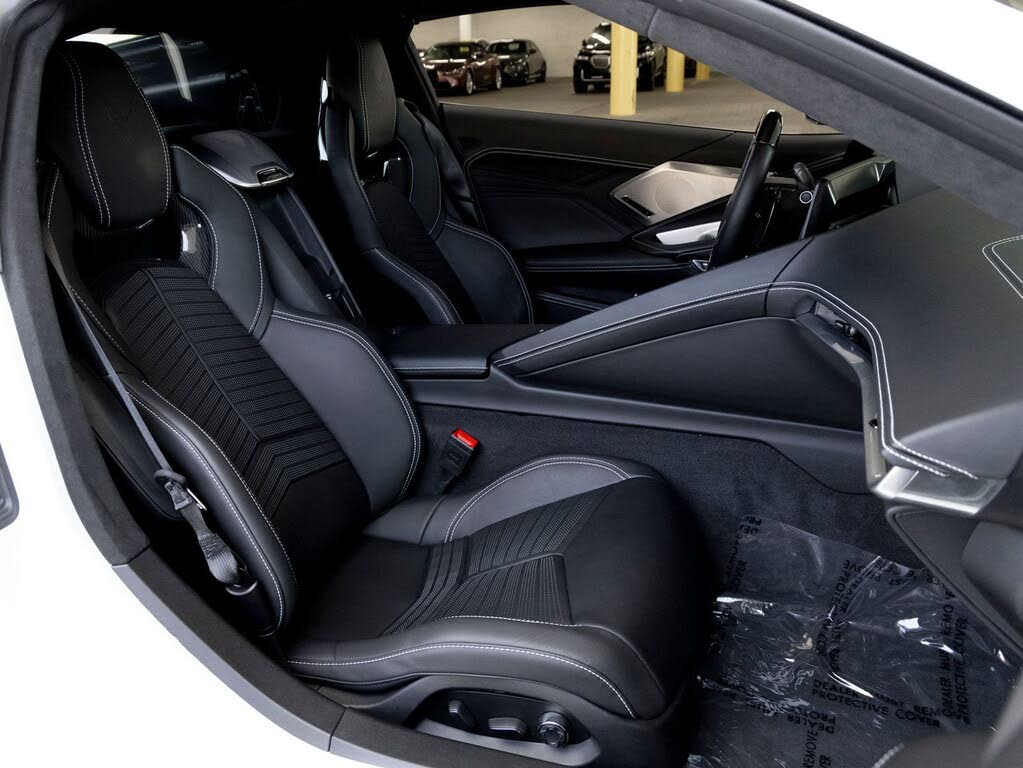 2025 Chevrolet Corvette Z06 3LZ Coupe RWD photo 21