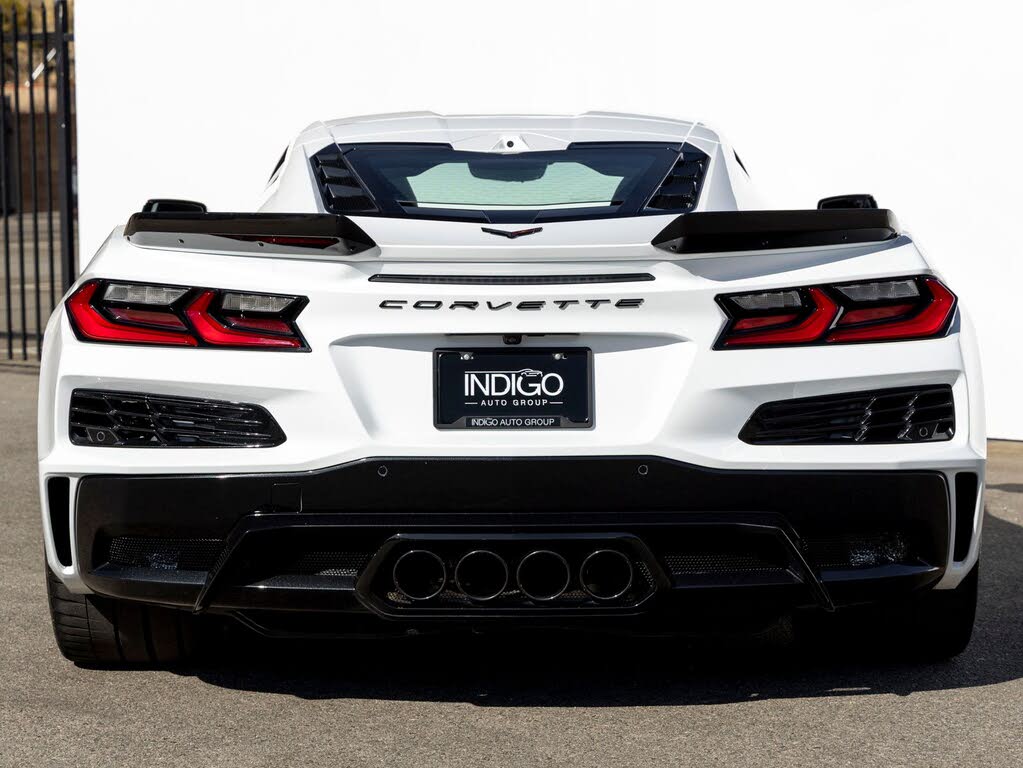 2025 Chevrolet Corvette Z06 3LZ Coupe RWD photo 6