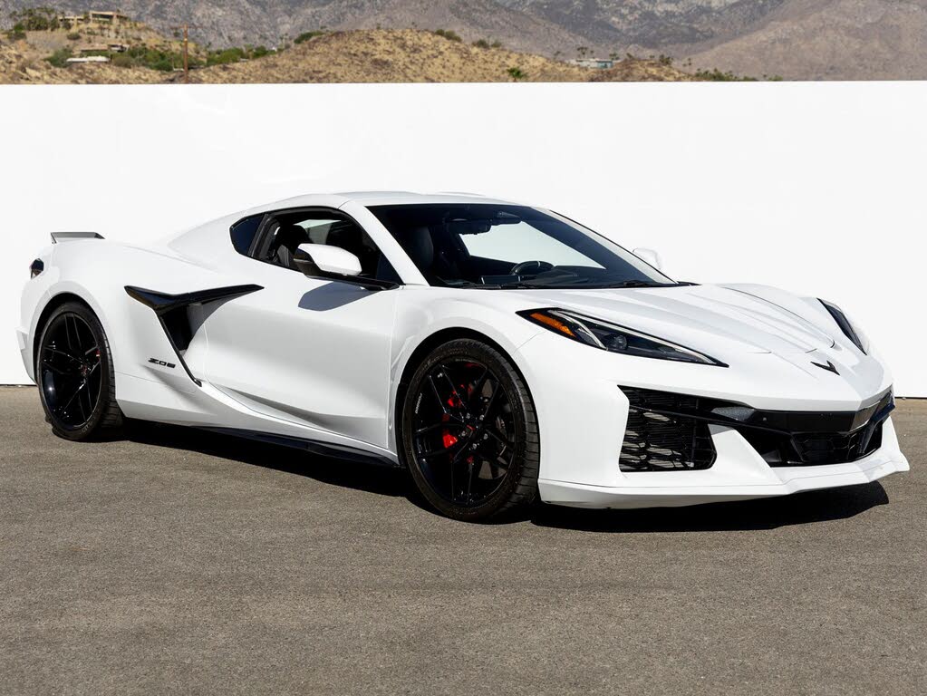 2025 Chevrolet Corvette Z06 3LZ Coupe RWD photo 8