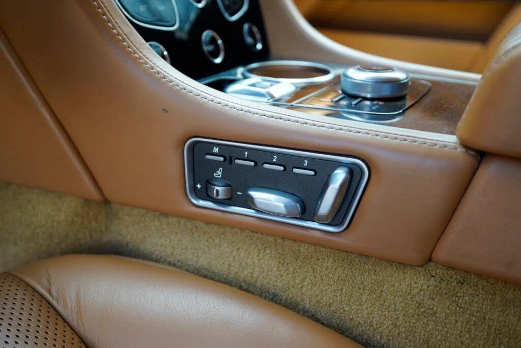 2017 Aston Martin Rapide Shadow Edition RWD photo 23