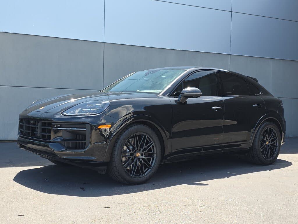 2025 Porsche Cayenne Coupe GTS AWD