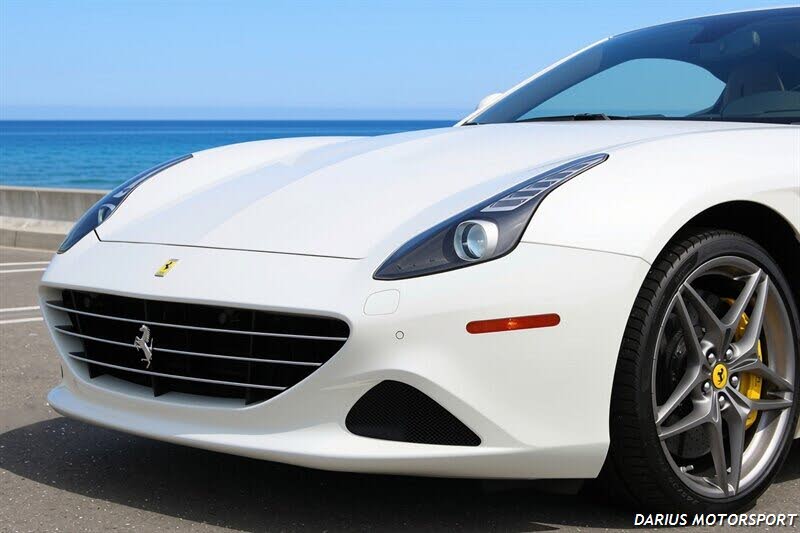 2015 Ferrari California T Roadster photo 19