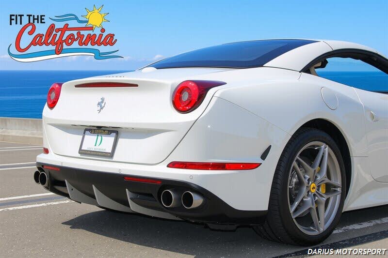 2015 Ferrari California T Roadster photo 20