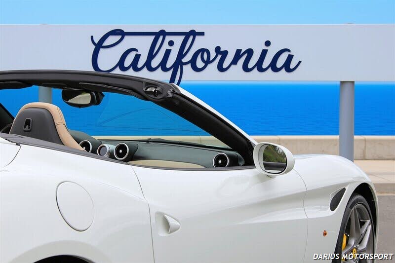 2015 Ferrari California T Roadster photo 22