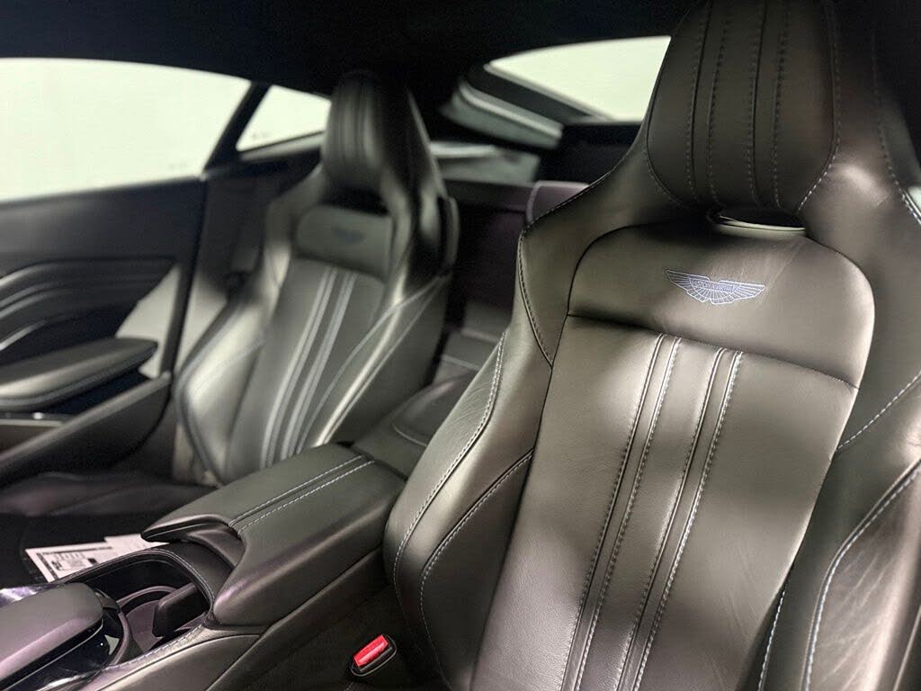 2020 Aston Martin Vantage RWD photo 21