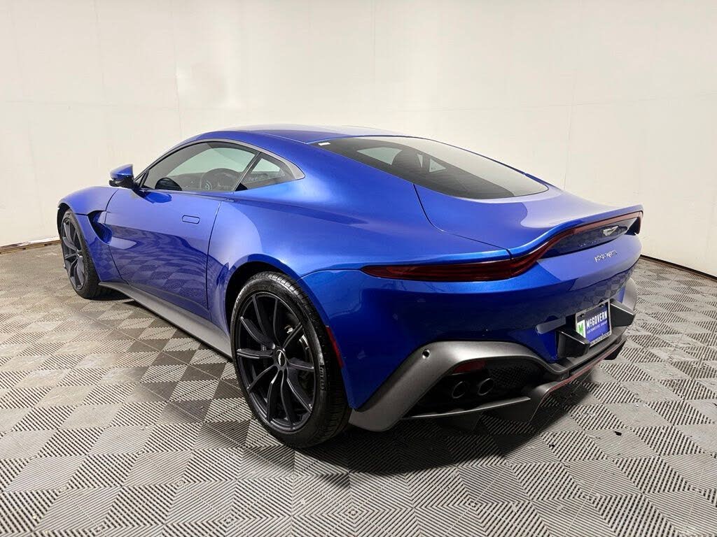 2020 Aston Martin Vantage RWD photo 4