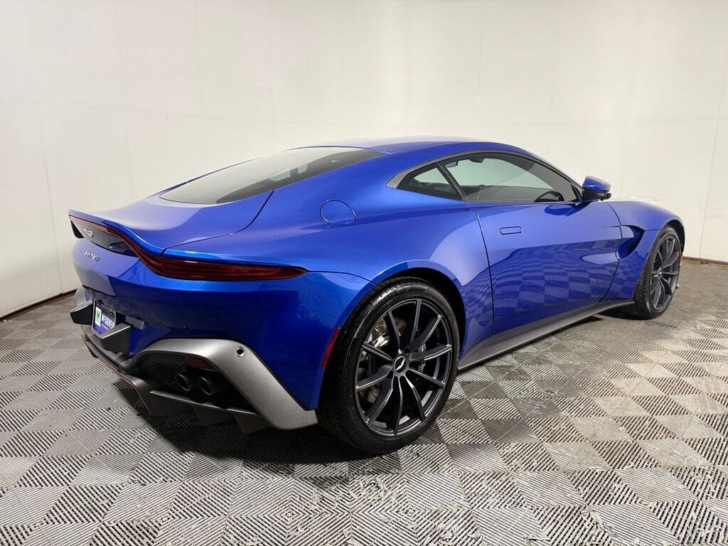 2020 Aston Martin Vantage RWD photo 7