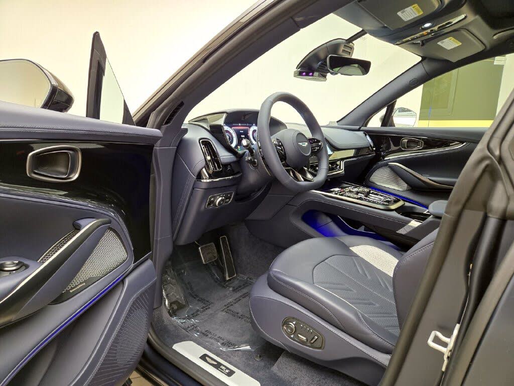2026 Aston Martin DBX S AWD photo 16