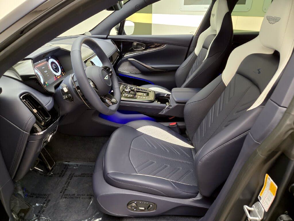 2026 Aston Martin DBX S AWD photo 17