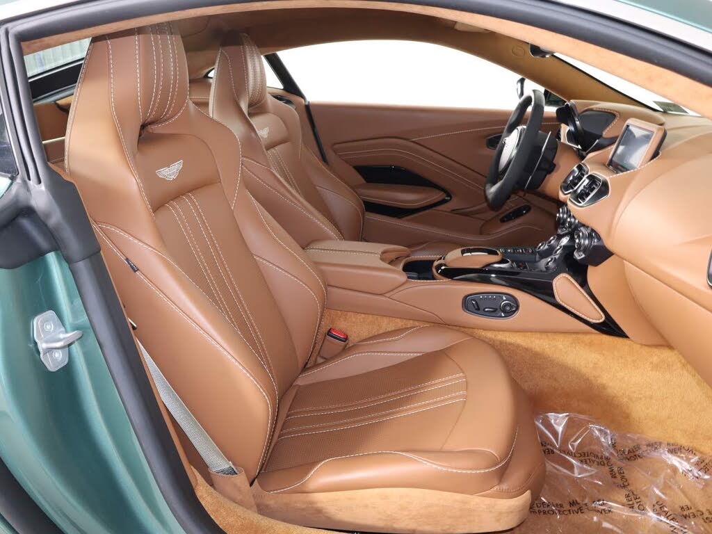 2022 Aston Martin Vantage Coupe RWD photo 15