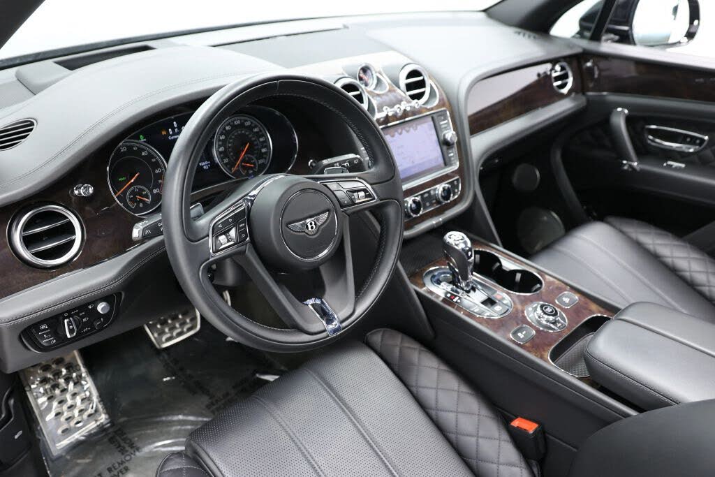 2020 Bentley Bentayga Hybrid Hybrid AWD photo 2
