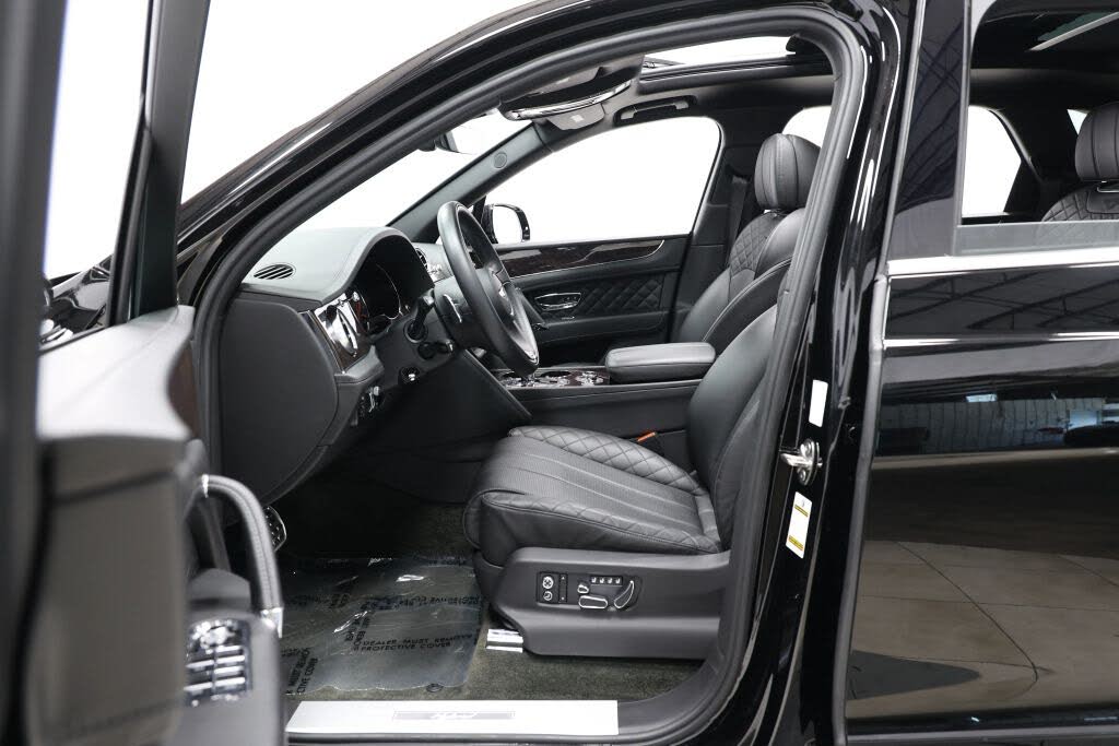 2020 Bentley Bentayga Hybrid Hybrid AWD photo 15