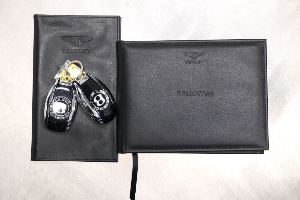 2020 Bentley Bentayga Hybrid Hybrid AWD photo 5
