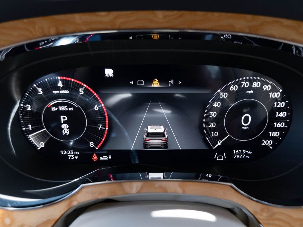 2024 Bentley Bentayga V8 AWD photo 7