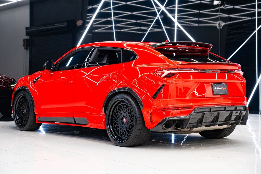 2021 Lamborghini Urus AWD photo 16