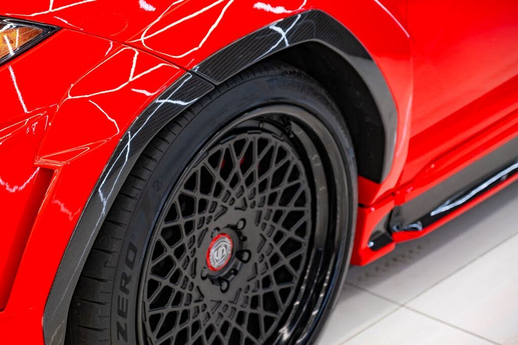 2021 Lamborghini Urus AWD photo 9
