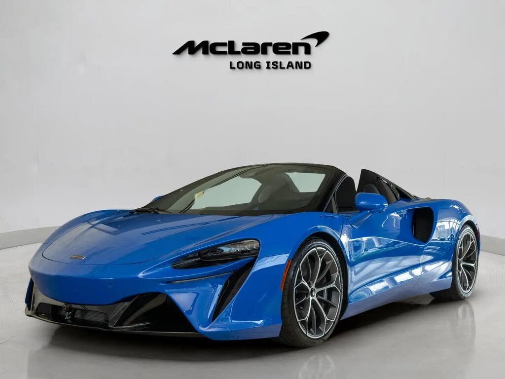 2026 McLaren Artura RWD