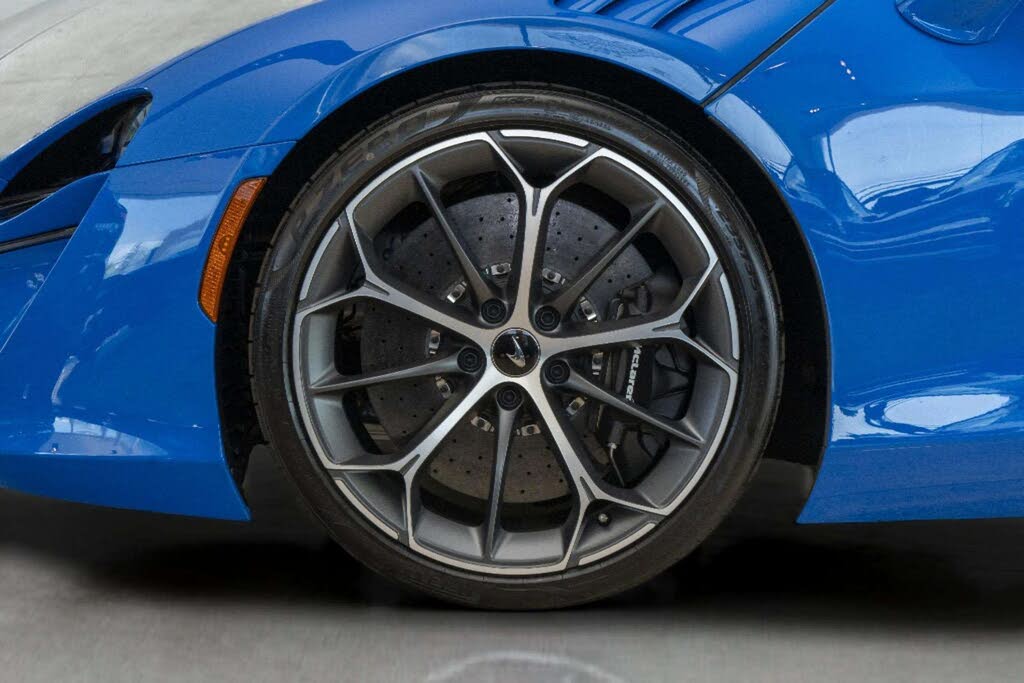 2026 McLaren Artura RWD photo 12