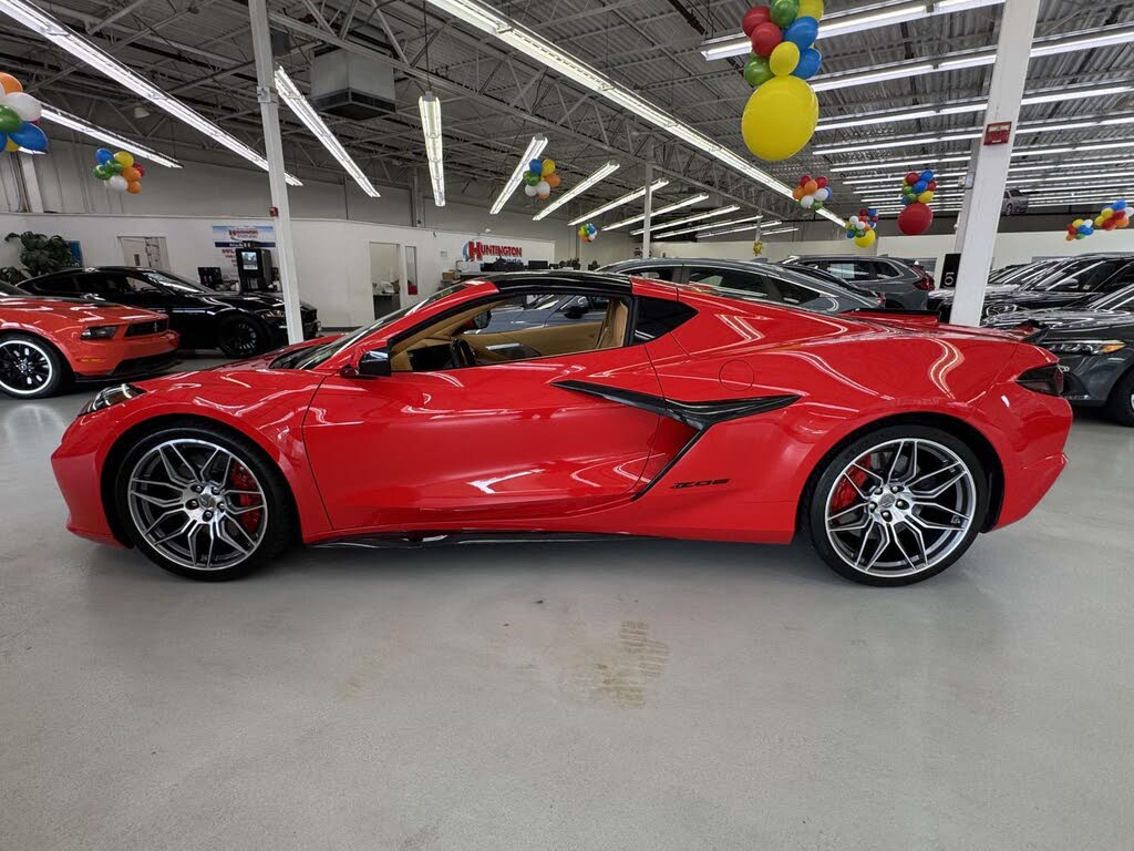 2023 Chevrolet Corvette Z06 3LZ Coupe RWD photo 5