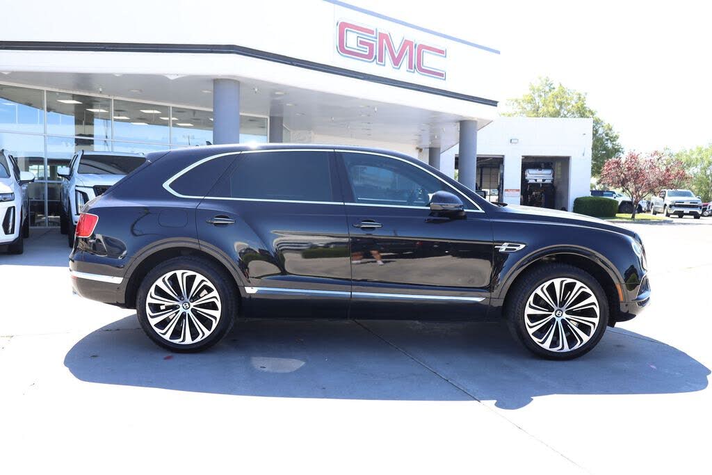 2017 Bentley Bentayga W12 AWD photo 7