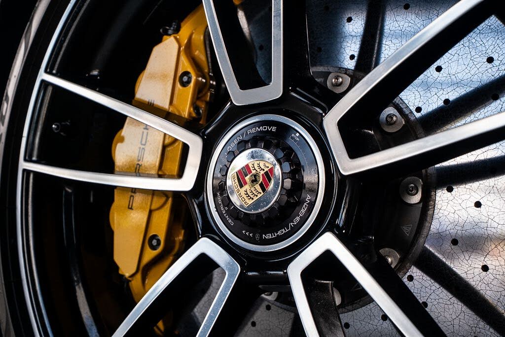 2021 Porsche 911 Turbo S Coupe AWD photo 19 of 24