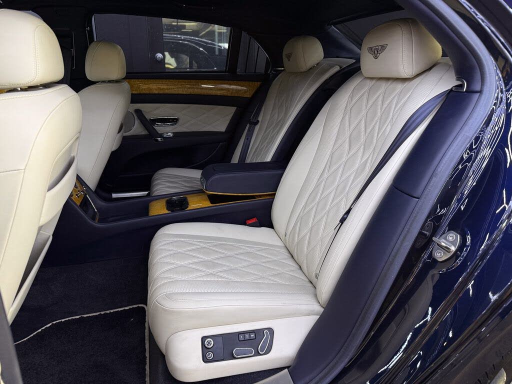 2014 Bentley Flying Spur W12 AWD photo 19