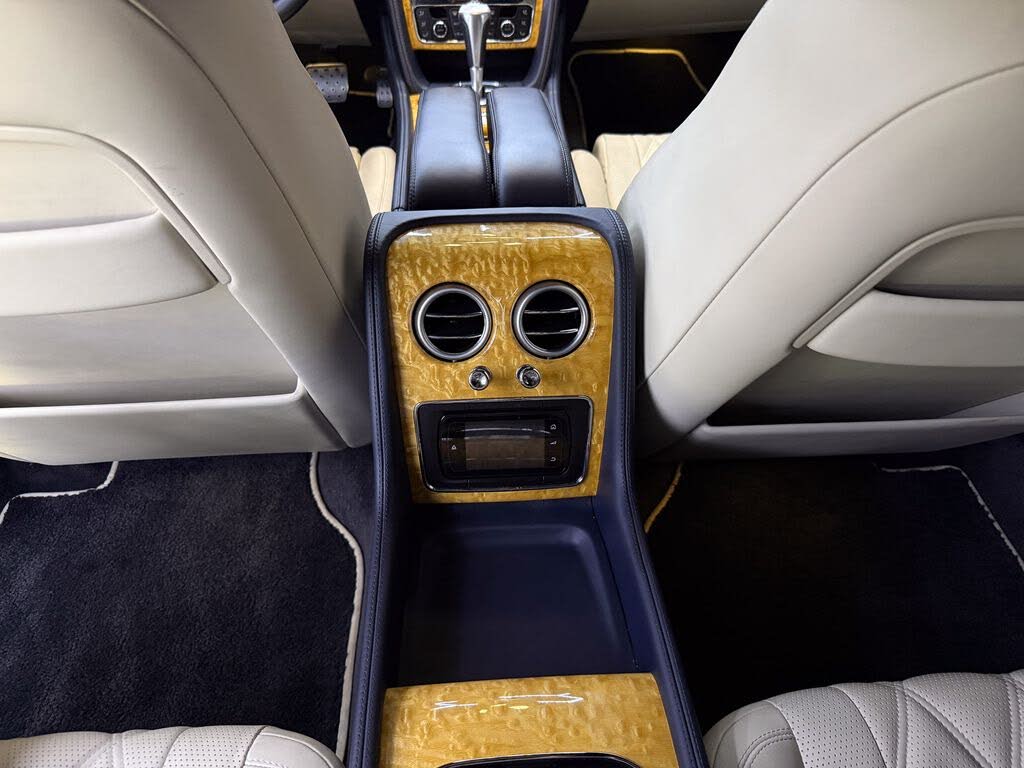 2014 Bentley Flying Spur W12 AWD photo 22