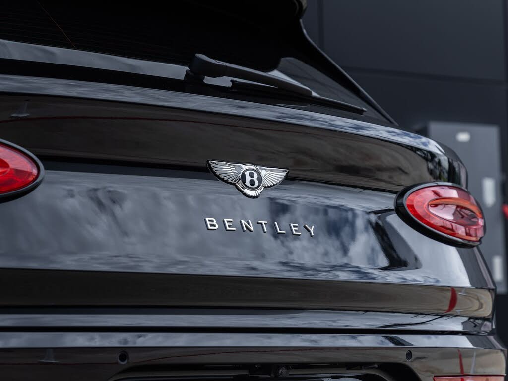 2023 Bentley Bentayga photo 14