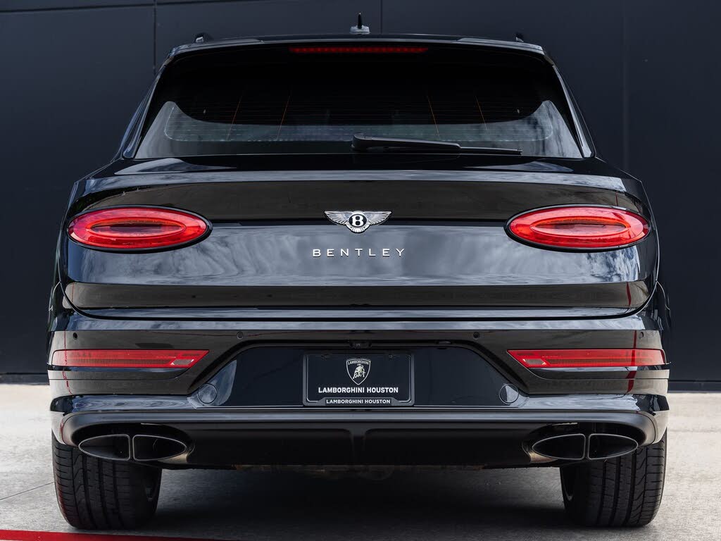 2023 Bentley Bentayga photo 7