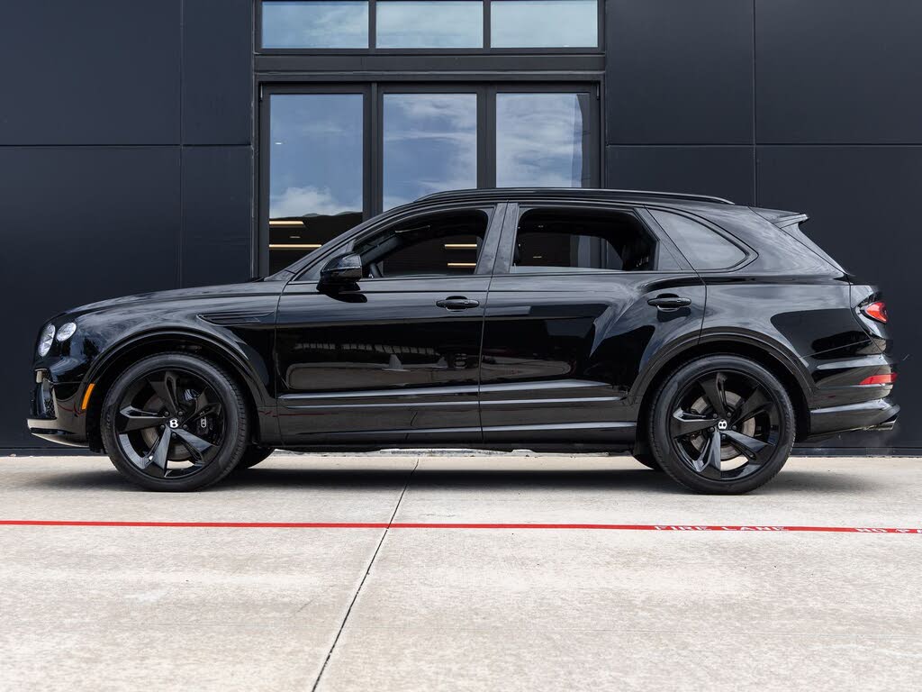 2023 Bentley Bentayga photo 9