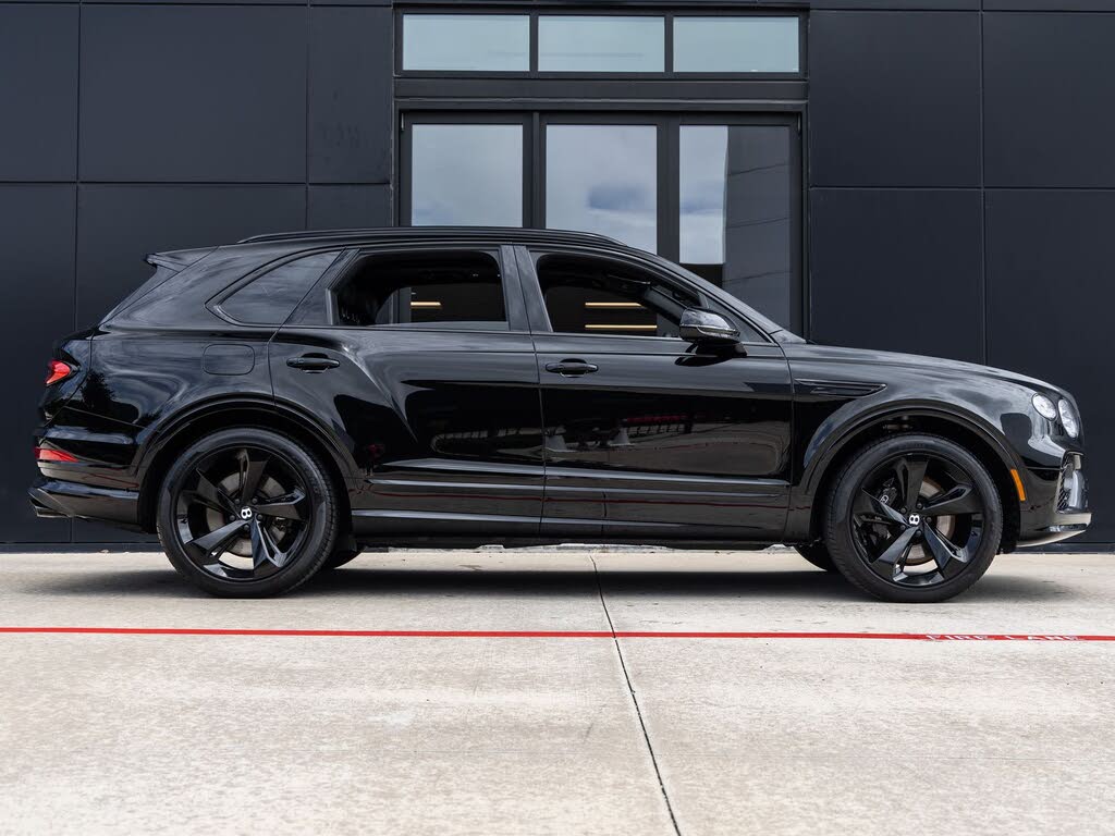 2023 Bentley Bentayga photo 10