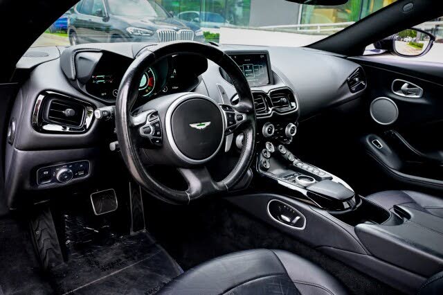 2022 Aston Martin Vantage Coupe RWD photo 14