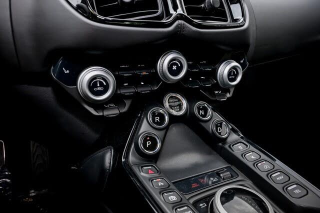 2022 Aston Martin Vantage Coupe RWD photo 23